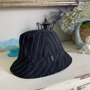 Peter Grimm bucket hat S/M